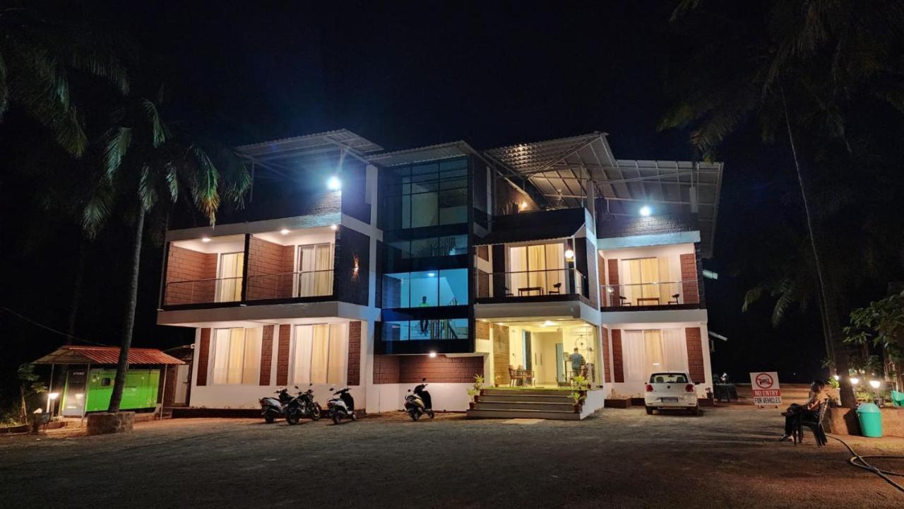 Coastal Bay Beach Resort Harnai ภายนอก รูปภาพ