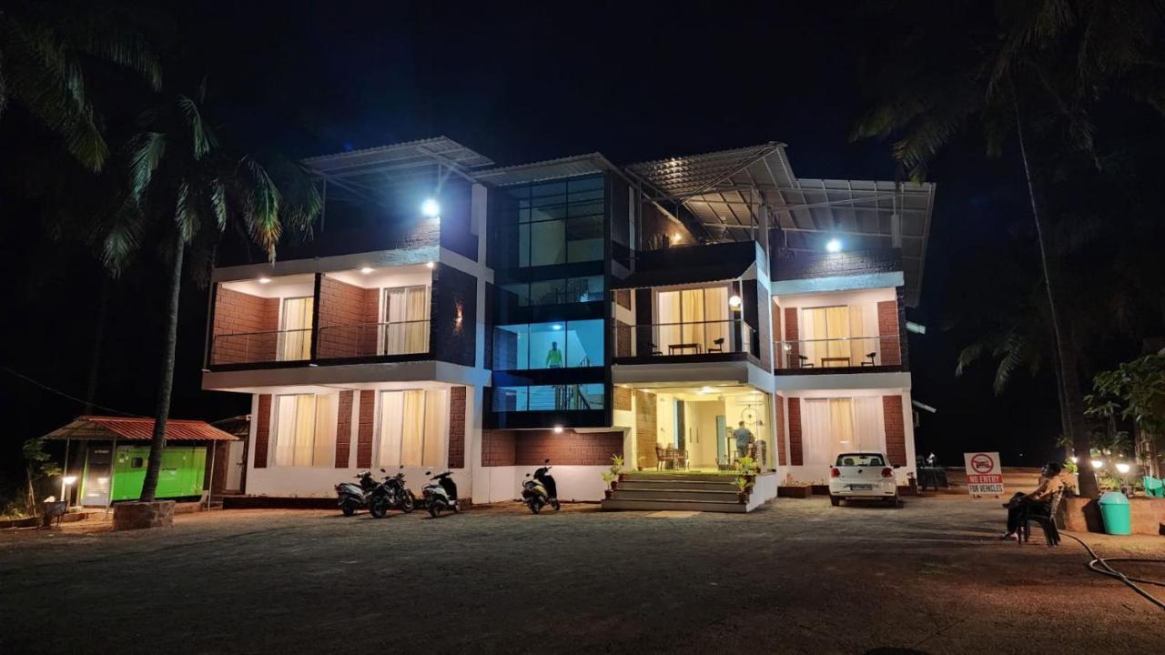 Coastal Bay Beach Resort Harnai ภายนอก รูปภาพ